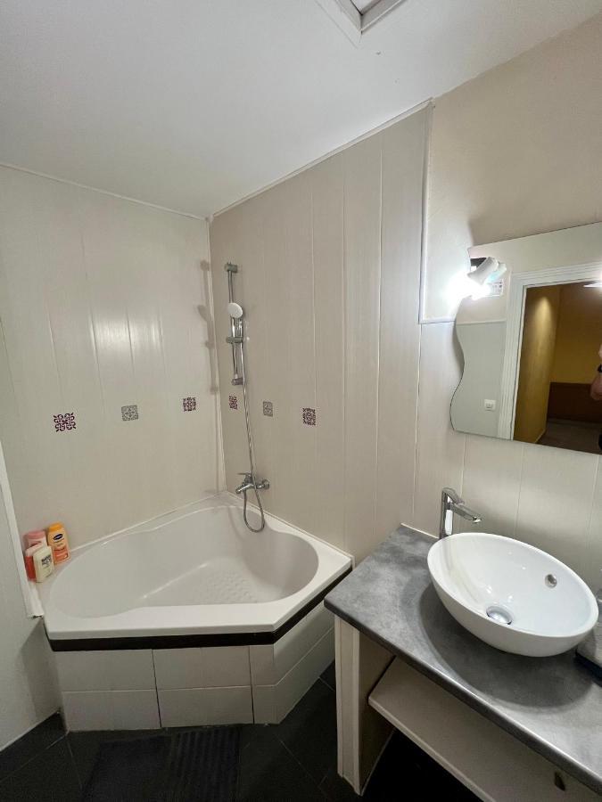 Appartement 2 Chambres - Lits King Size - Wifi - Baignoire Le Puy-en-Velay Εξωτερικό φωτογραφία